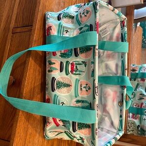 Medium thirty-one bag with snow globes